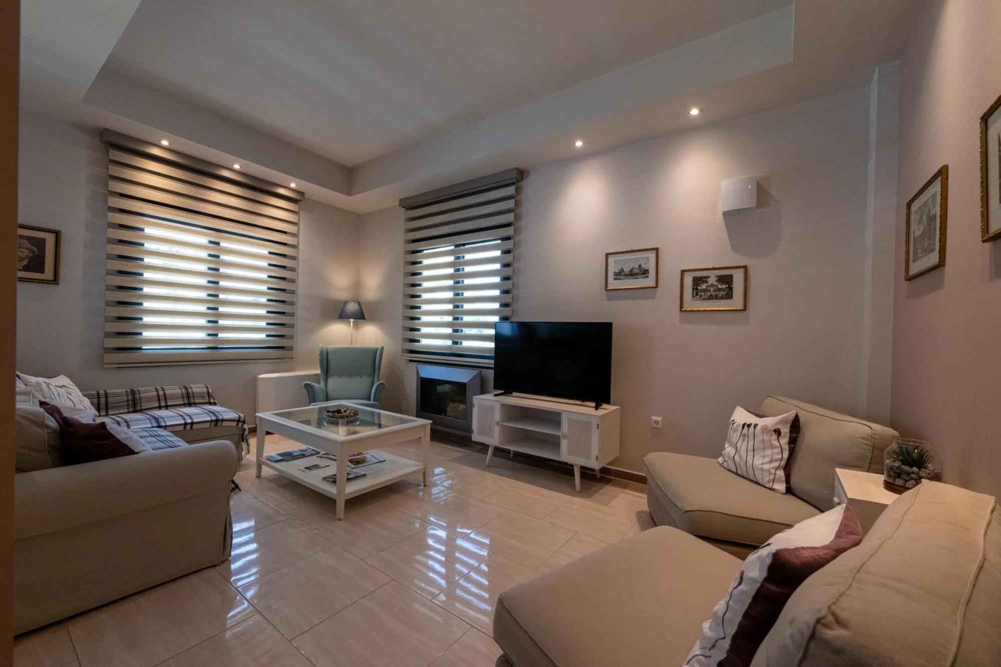 The Mansion - Kalamata Mediterranean Villas Exterior photo